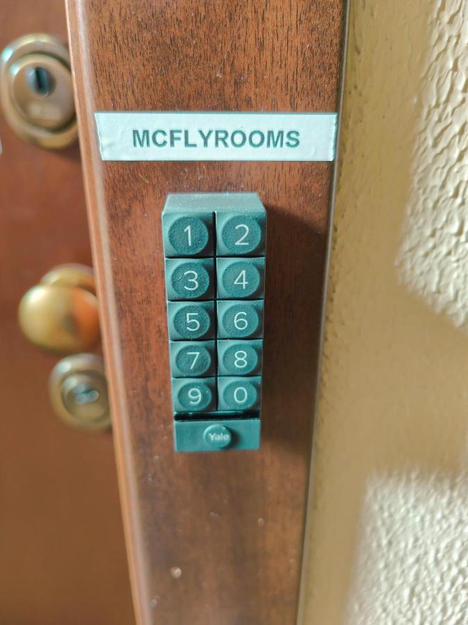 Mc Fly Rooms Malpensa Airport Gallarate Exterior foto